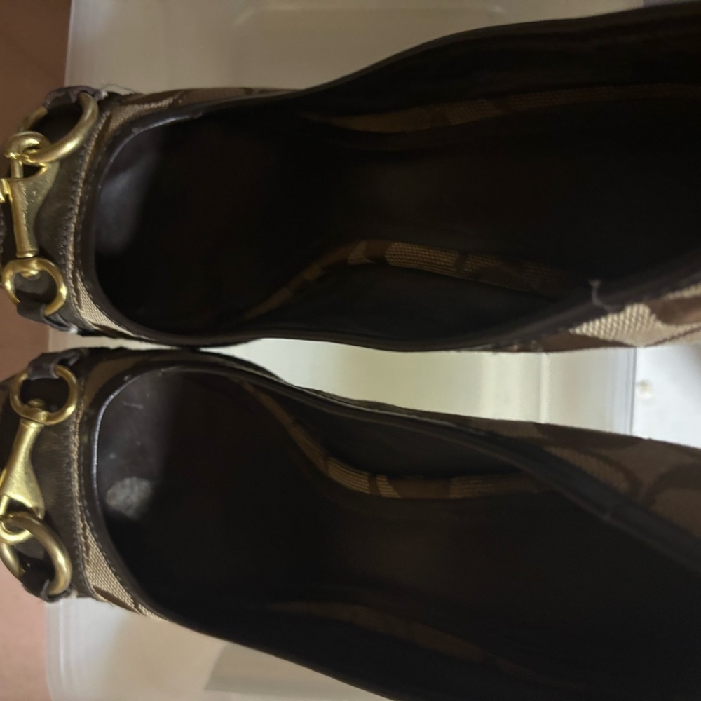 Elegant Brown Coach signature  Women's Shoes